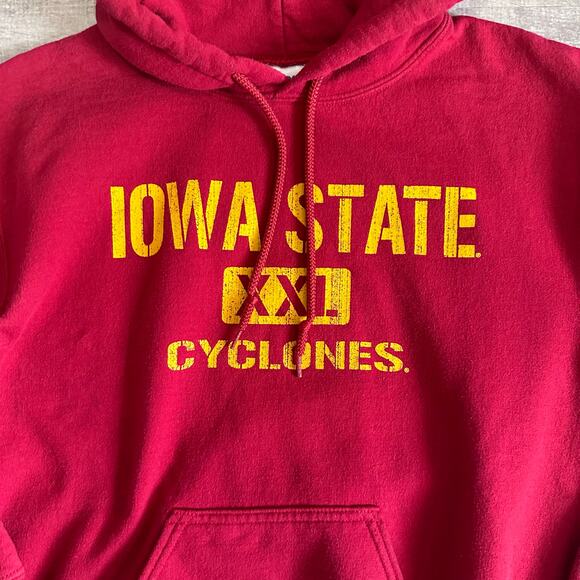 Iowa State Cyclones Red Hoodie Adult Small Hooded Sweatshirt NCAA College - Picture 3 of 8